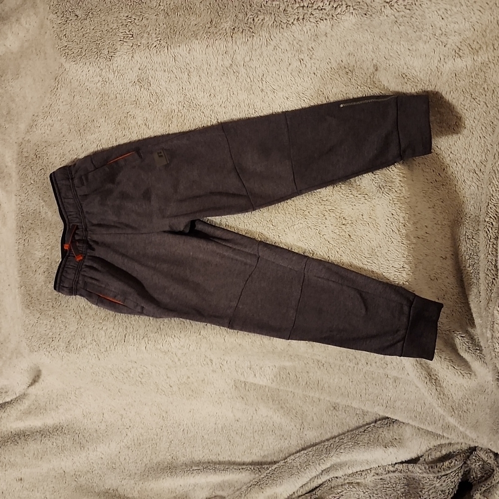 Kids sweats are Medium 8